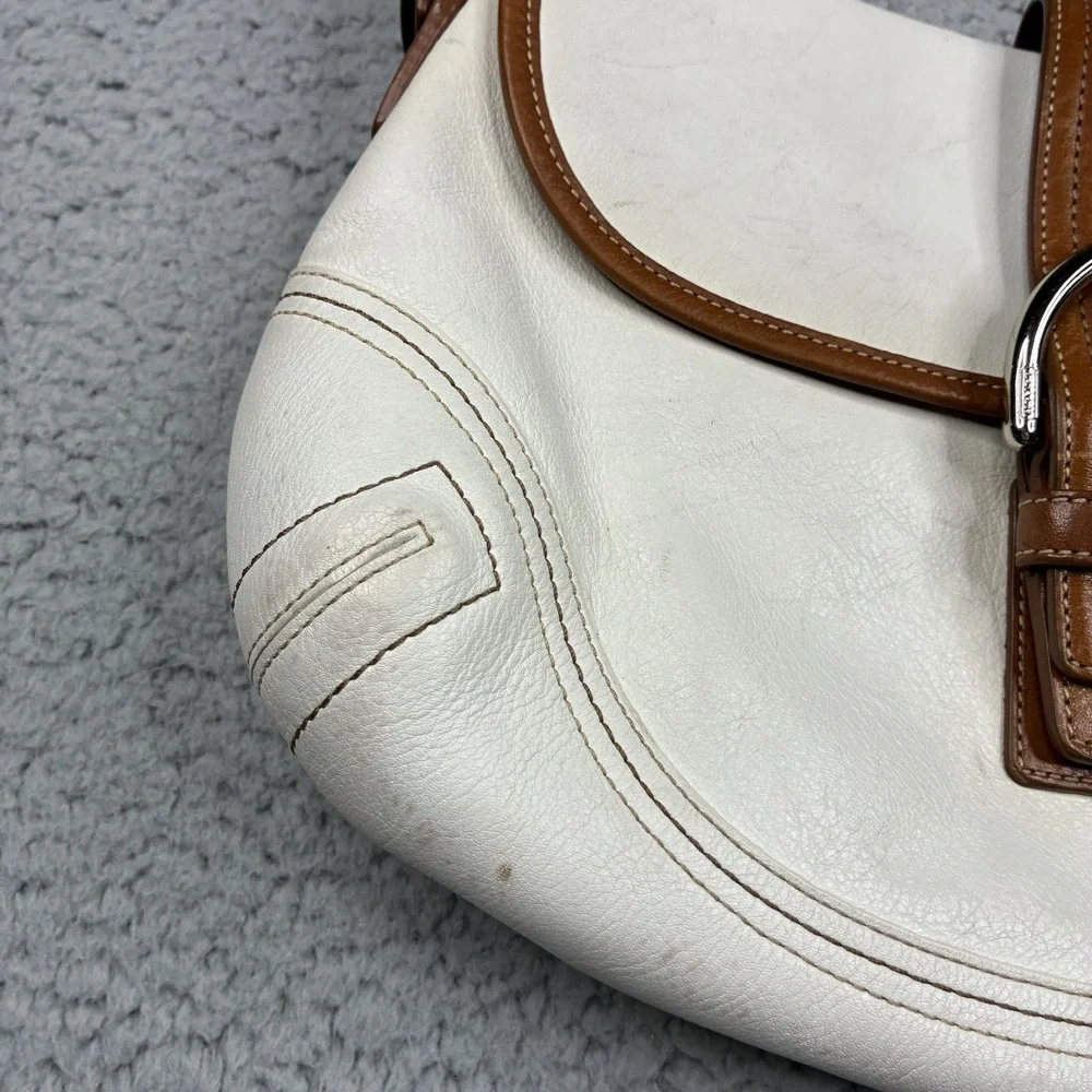 Coach Soho Flap F10192 Y2K White Brown Leather Shoulder Bag Purse